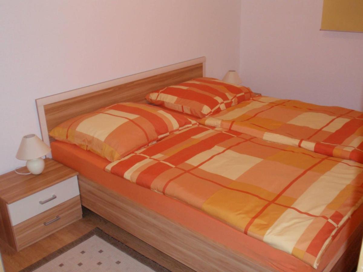 Apartmani Area Doma Trogir Kültér fotó