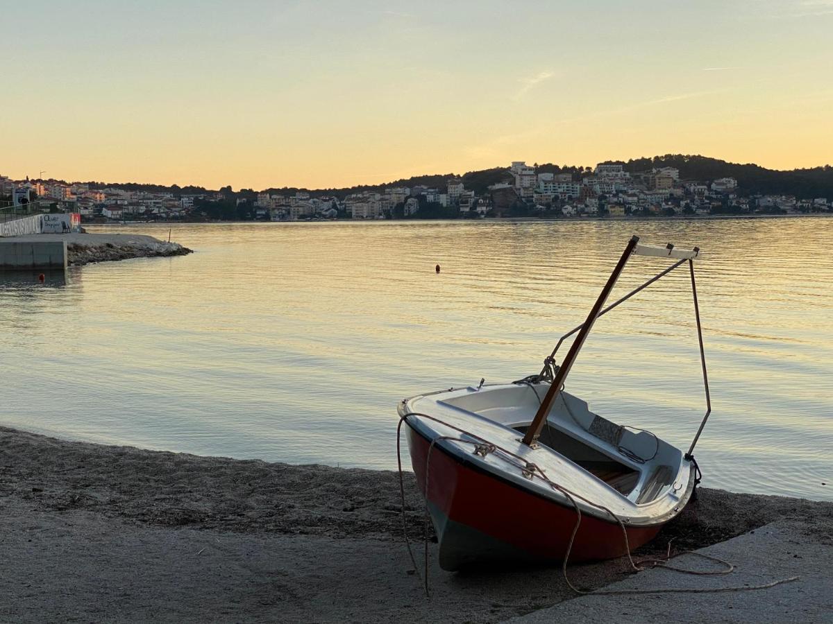 Apartmani Area Doma Trogir Kültér fotó