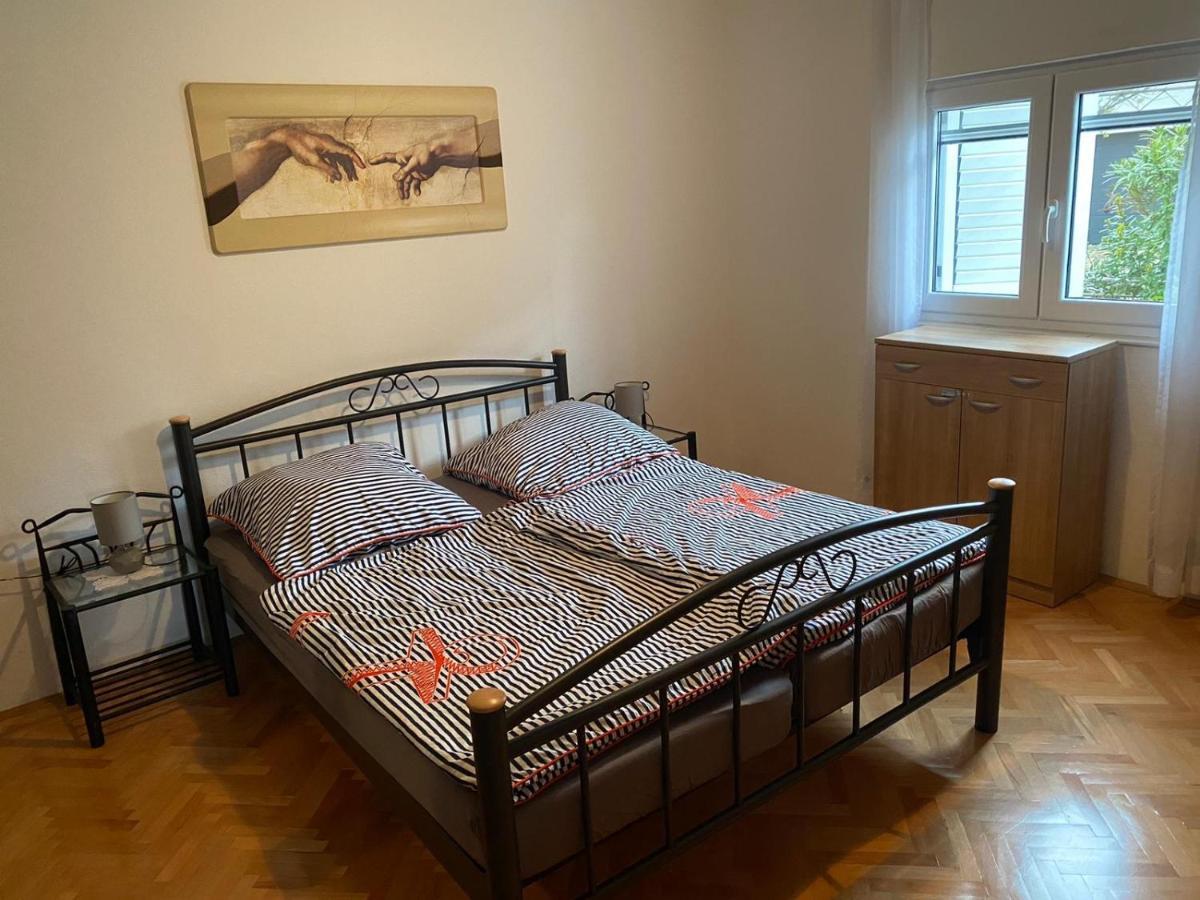 Apartmani Area Doma Trogir Kültér fotó